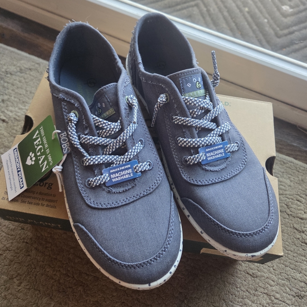 Bobs By Sketchers Clean Life Sneakers, Size 7.5